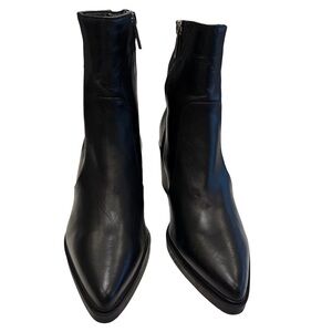 Aquatalia Women’s Black Leather Ankle Boots Weather Proof Side Zip Sz 9.5 NEW